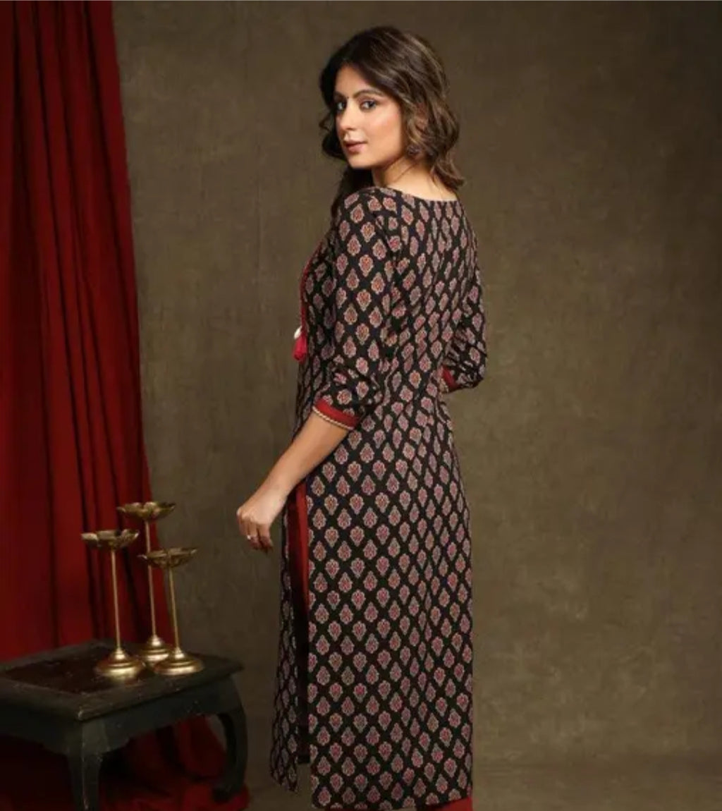 Women straight kurta