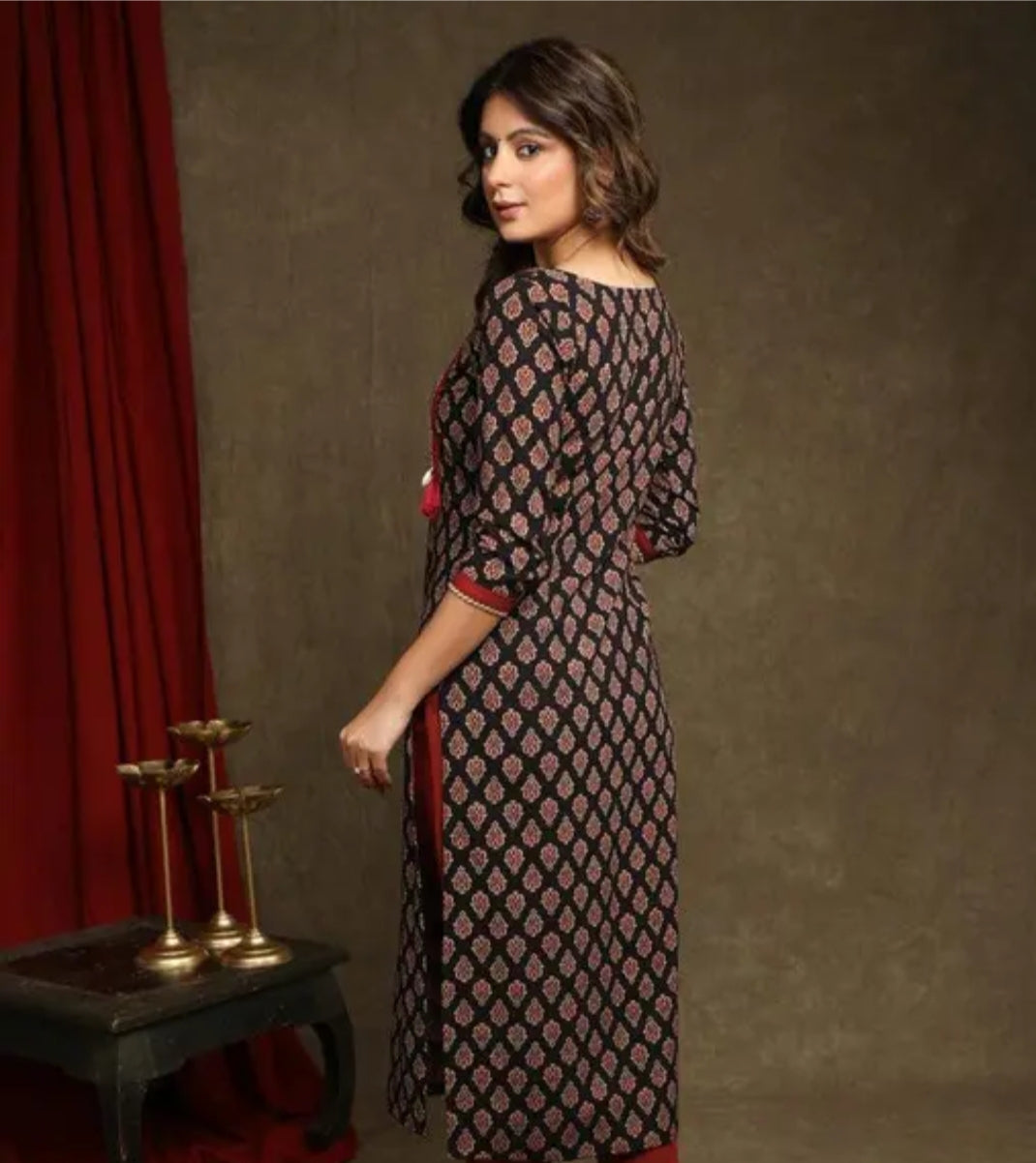 Women straight kurta