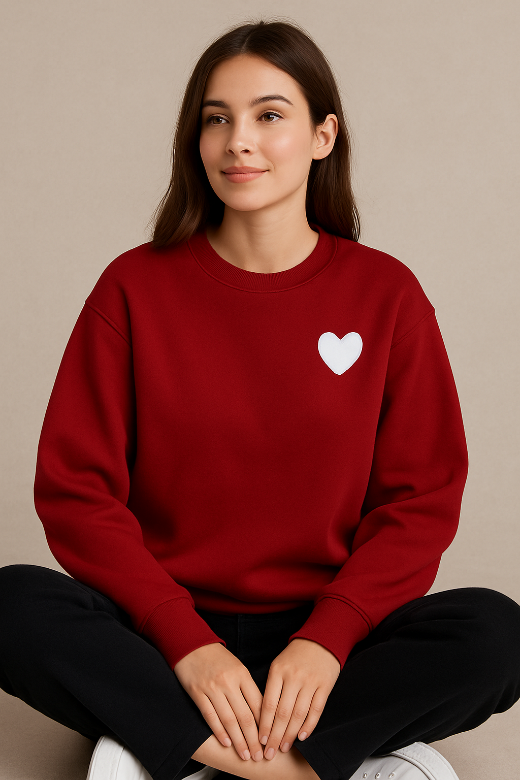 Pretty round neck pullover sweatshirt